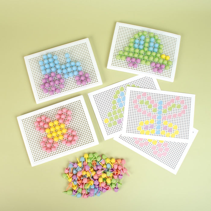Pinnar stórir 250 stk pastel og 6 pinnaborð